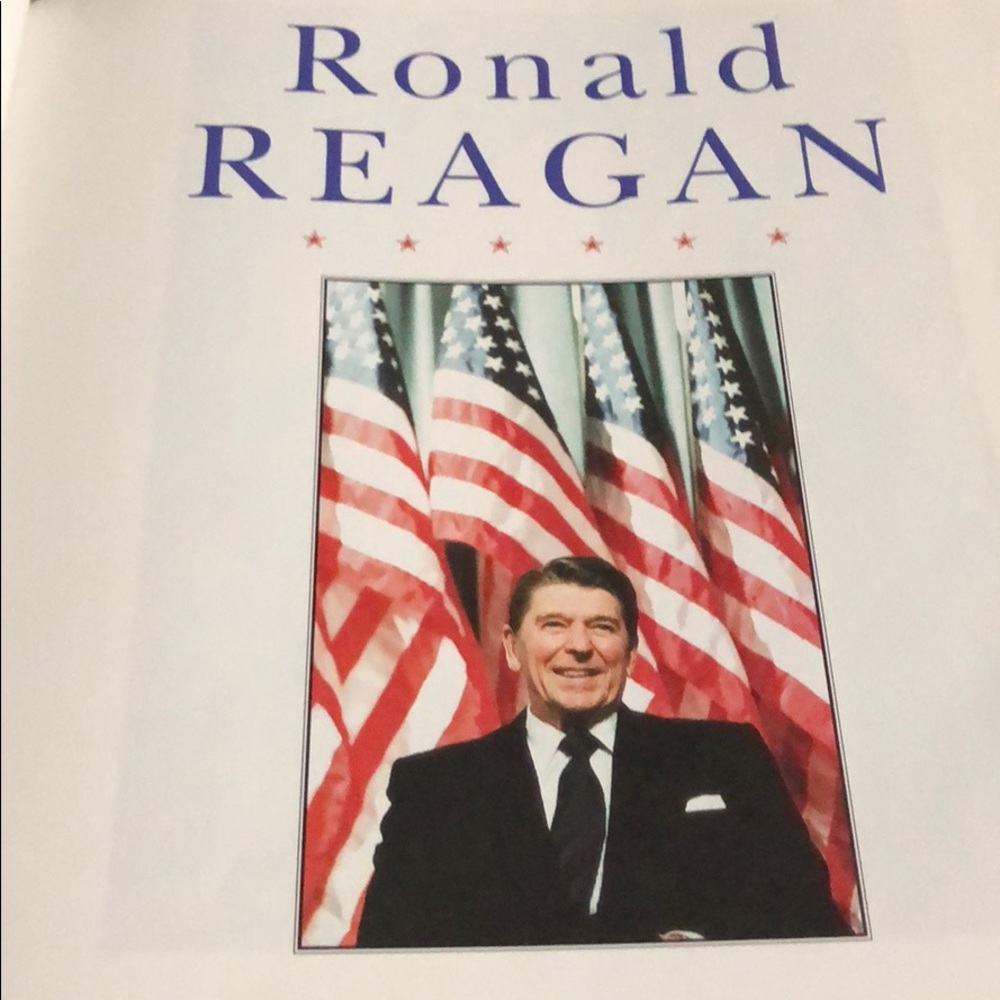 Ronald Reagan🤑 - Picture 3 of 7
